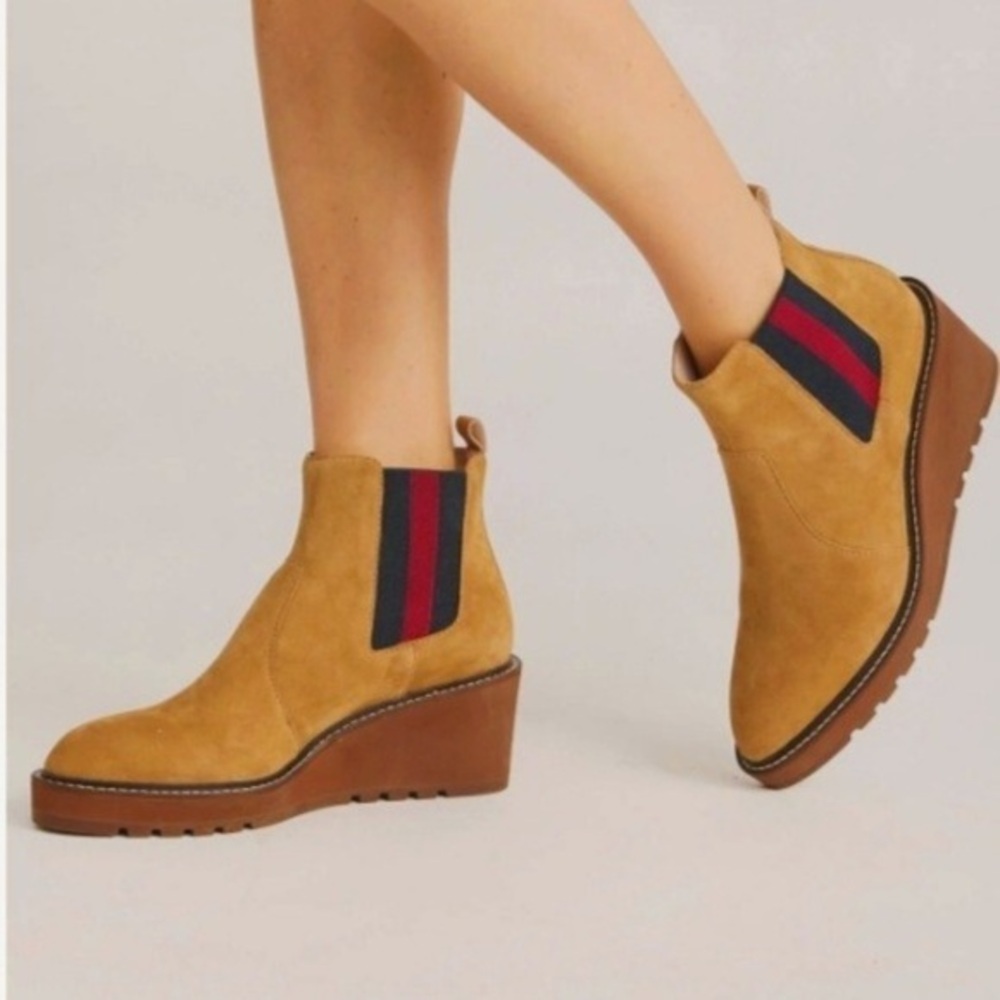 Cecelia New York Gemma suede  Booties (Women)size 10
